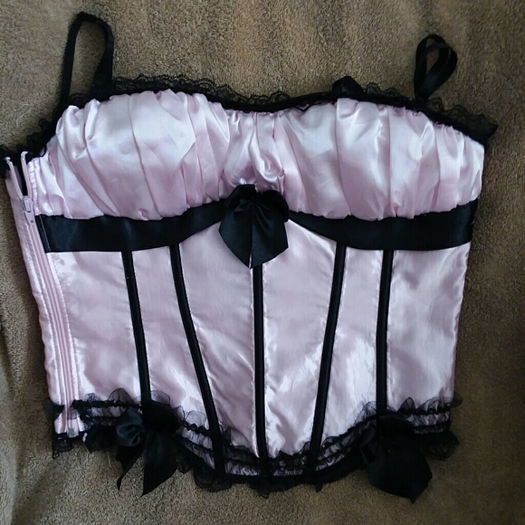 unknown Tops - Satin corset top